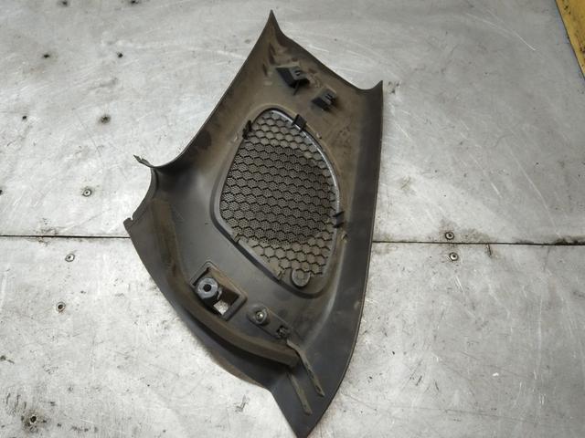 Обшивка стойки задней левой UVP8GW Volvo V40 купить