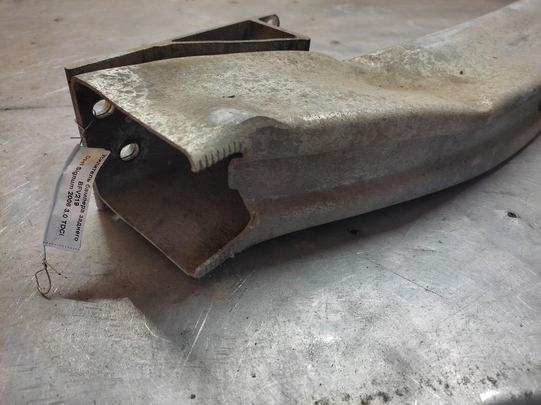 Усилитель бампера заднего BFV219 Opel Signum