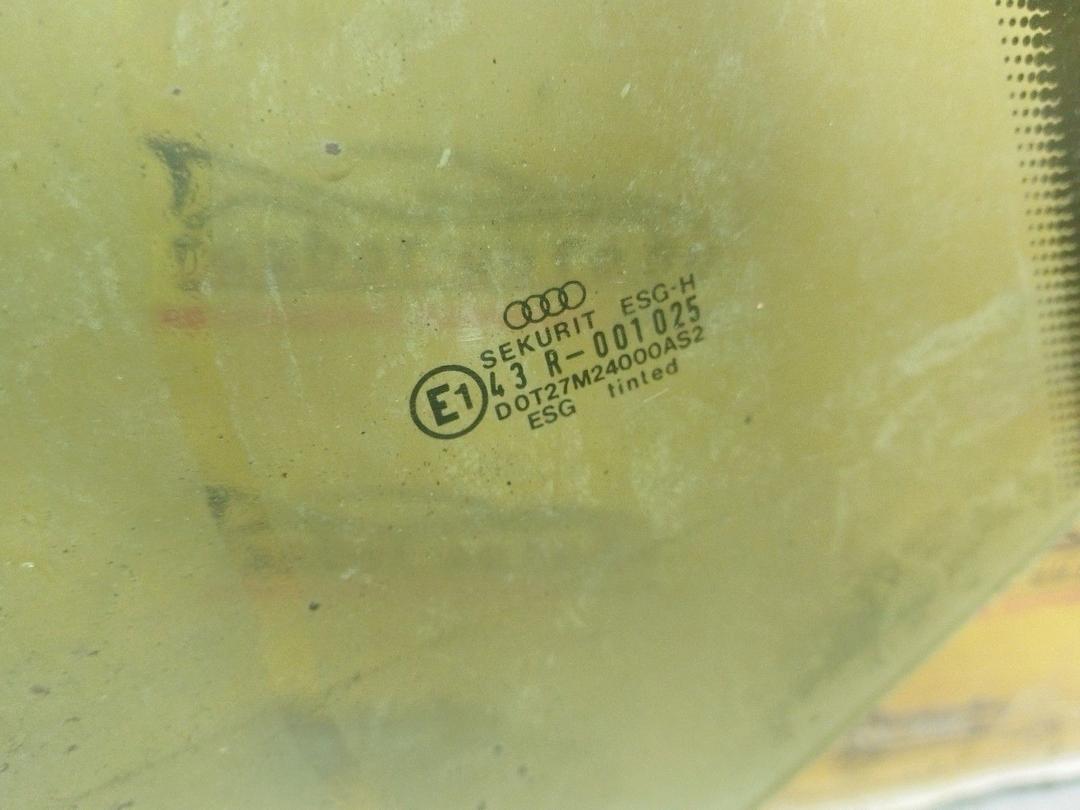 Стекло двери задней правой T701LJ Audi 80 купить