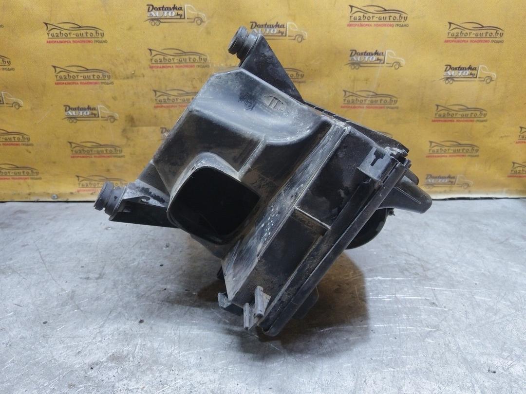 Корпус воздушного фильтра YXTNB4 Volvo V70 - Фото 11