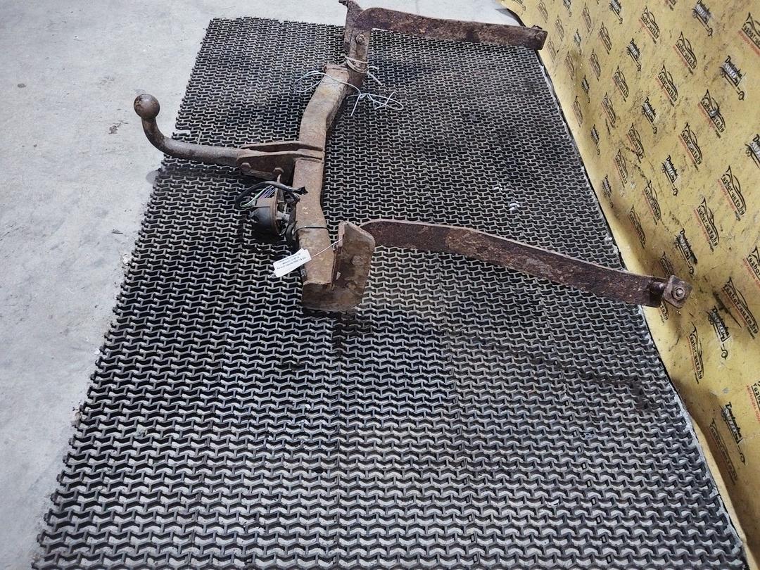 Прицепное устройство (фаркоп) 2VSF15 Renault Laguna купить с доставкой