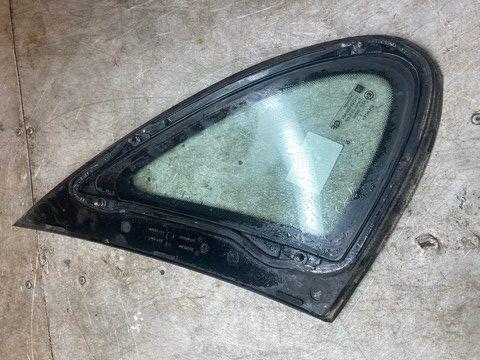 Стекло кузовное боковое правое LQI36K Opel Vectra купить с доставкой