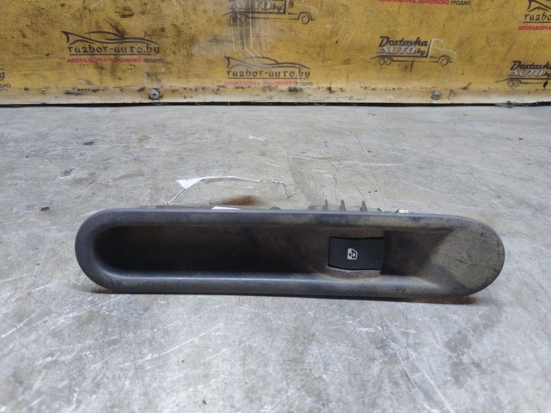 Кнопка стеклоподъемника заднего левого XIW60D Renault Espace