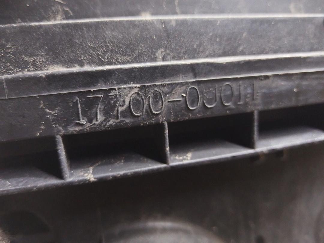 Корпус воздушного фильтра HRLUGY Toyota Yaris - Фото 11