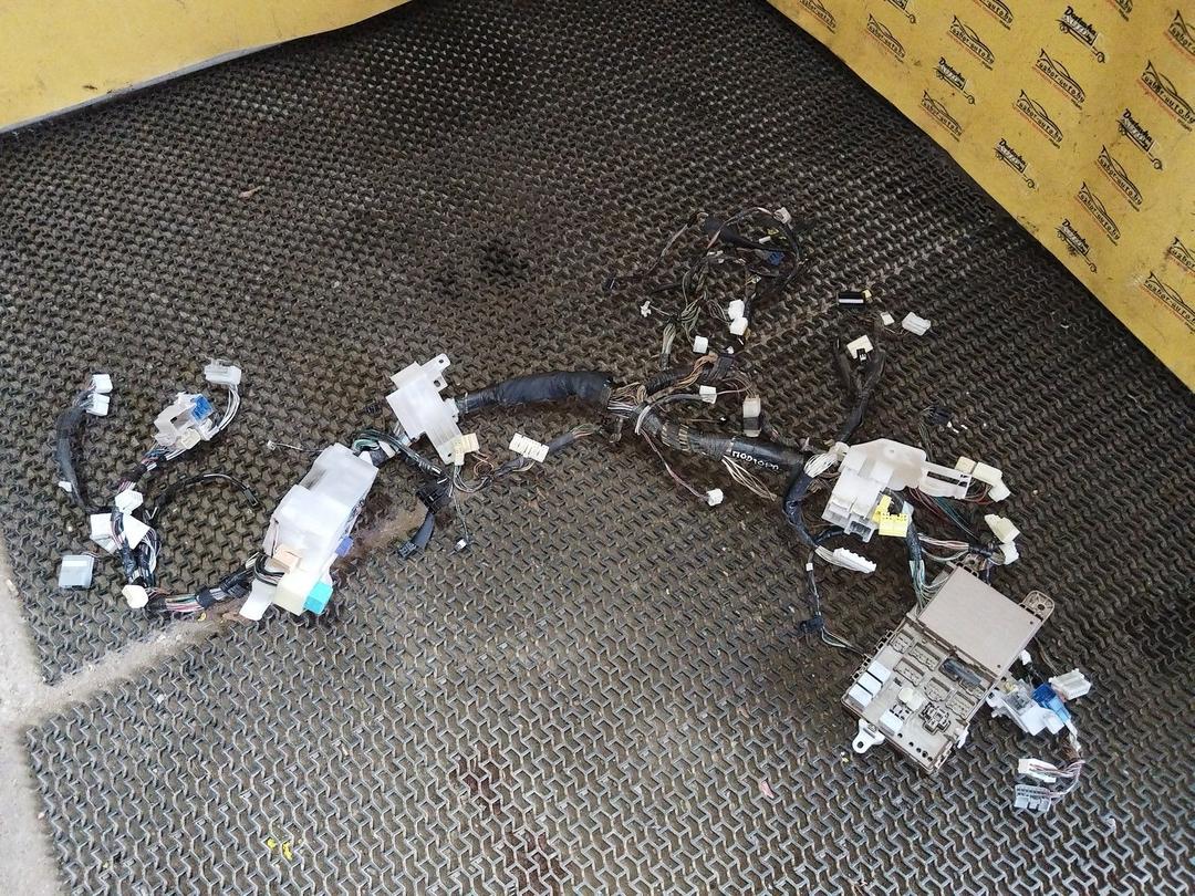 Проводка салона 2F7Q5E Toyota Corolla