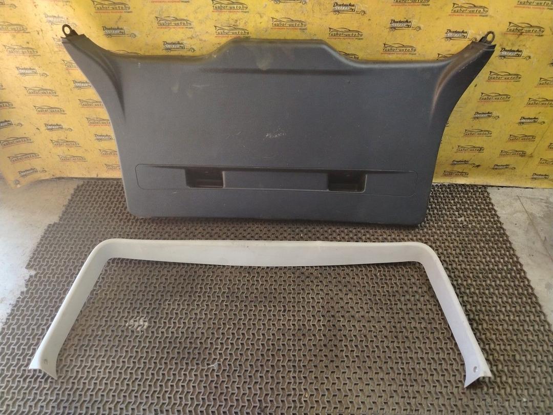 Обшивка крышки багажника QBO3FN Opel Zafira - Фото 1