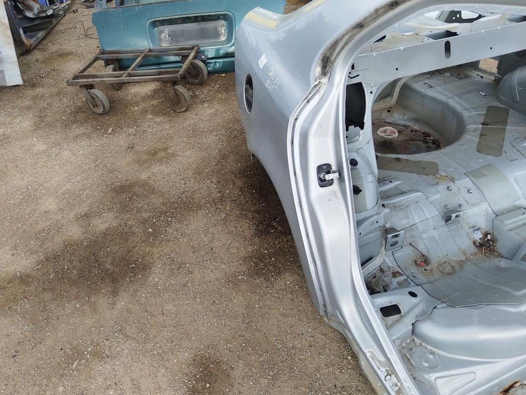 Крыло заднее правое YUX186 Saab 9-3 undefined