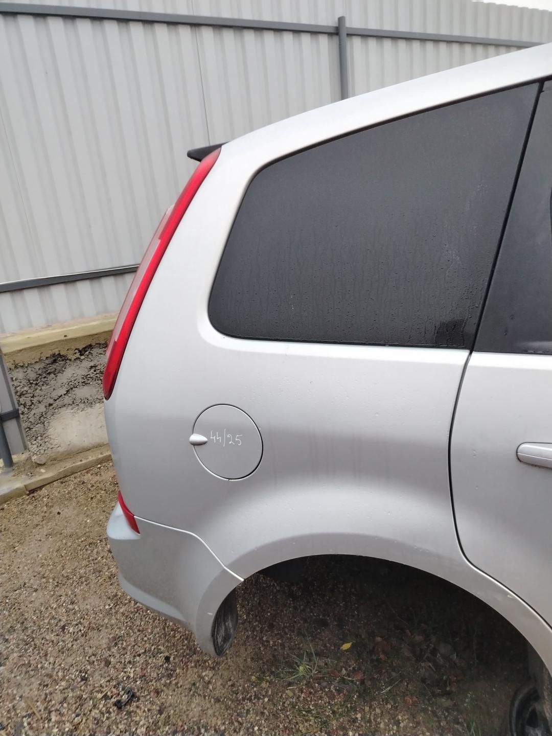 Стекло кузовное боковое правое CEFO49 Ford C-Max