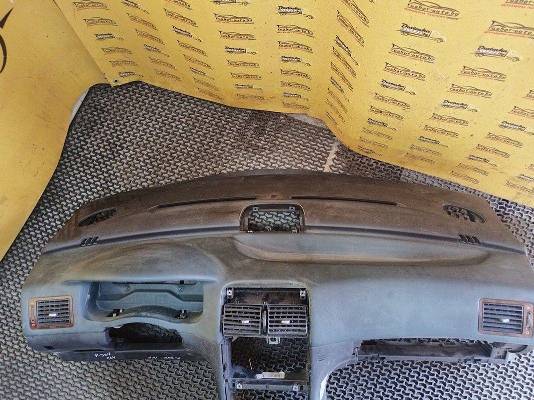 Панель передняя салона (торпедо) N7UO07 Peugeot 307 undefined