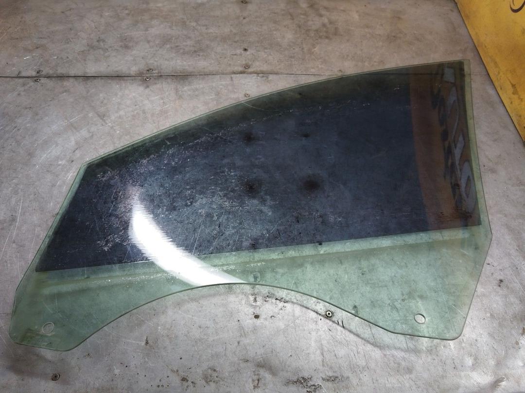 Стекло двери передней правой SR86FI Ford Fusion купить с доставкой