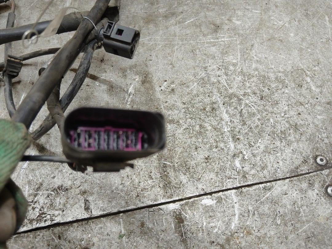 Проводка V79C6F Volkswagen Passat купить на авторазборке