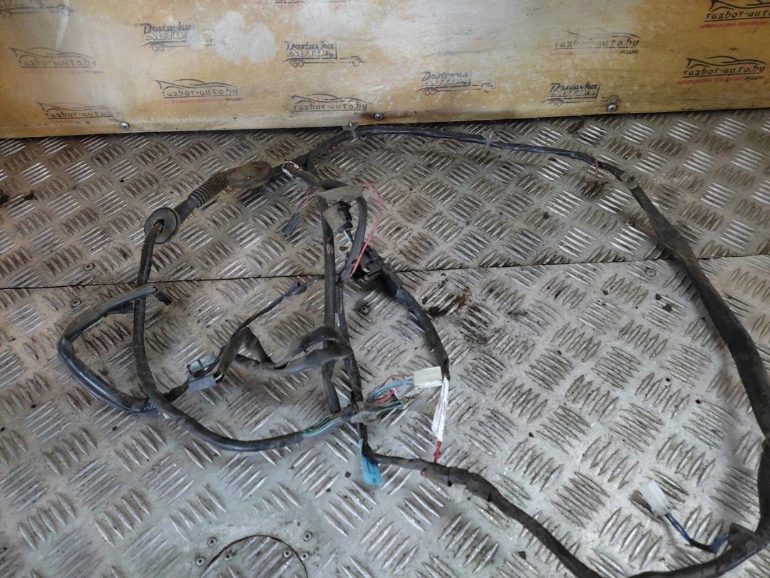 Проводка крышки багажника XYH3NG Mitsubishi Carisma