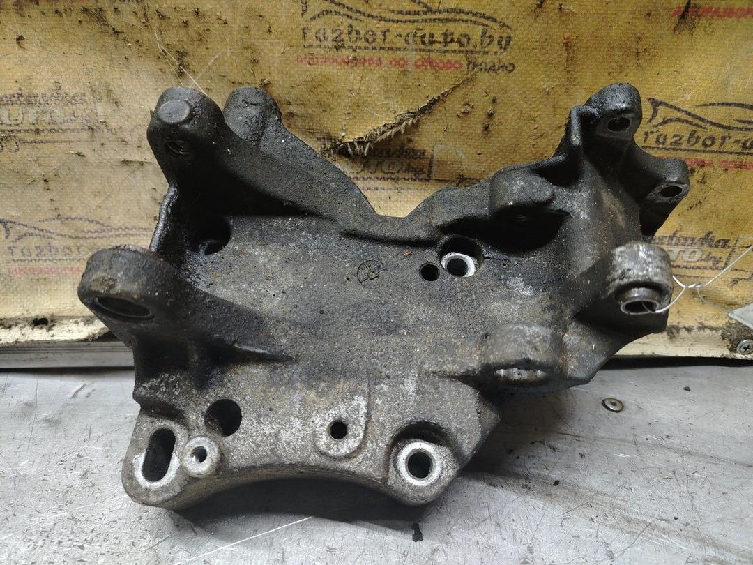 Кронштейн генератора HJRDNY Peugeot 206 - Фото 1