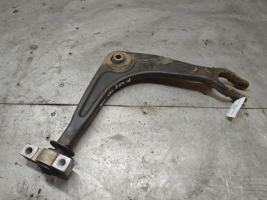 Рычаг передний левый JNTBDS Peugeot 407