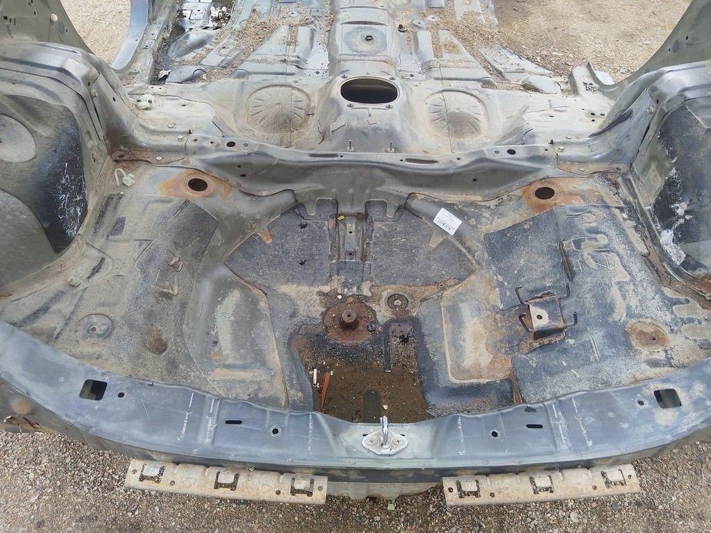 Ниша запасного колеса Q68J82 Honda FR-V - Фото 1