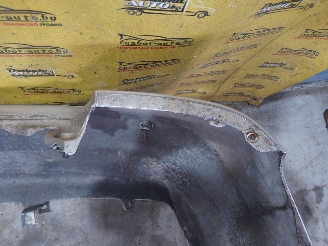 Бампер задний YADG2I Mitsubishi Grandis undefined