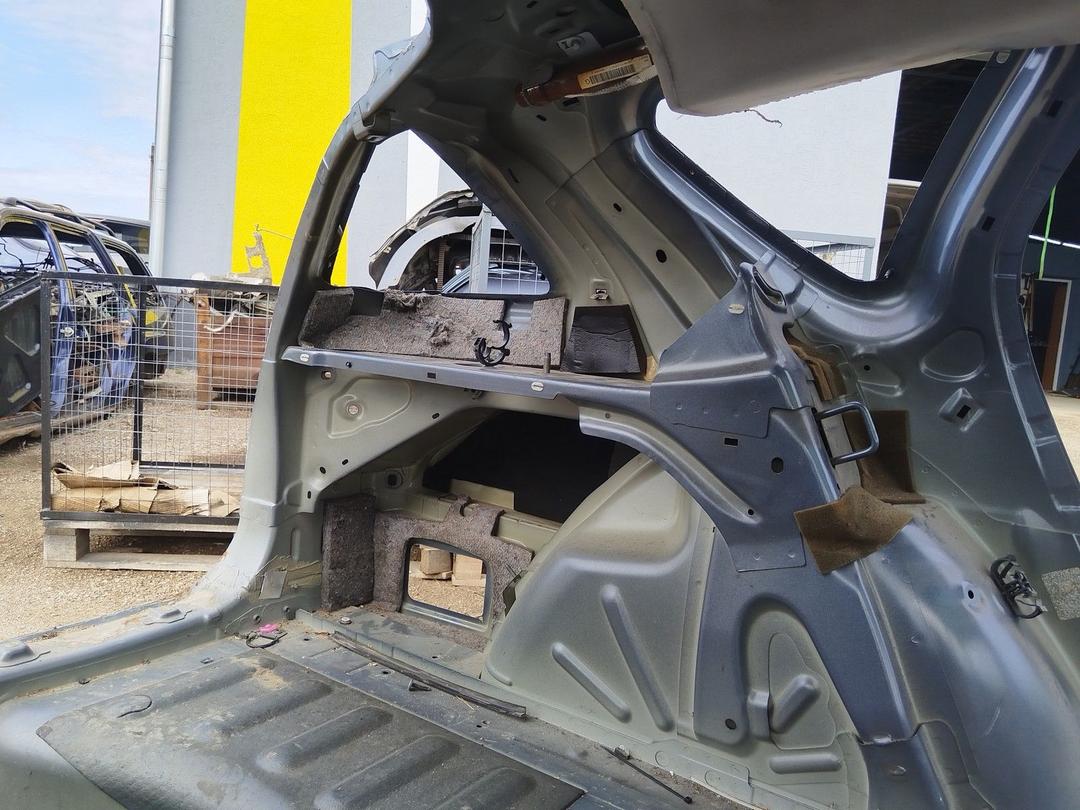 Крыло заднее левое CP7IMH Peugeot 407 undefined