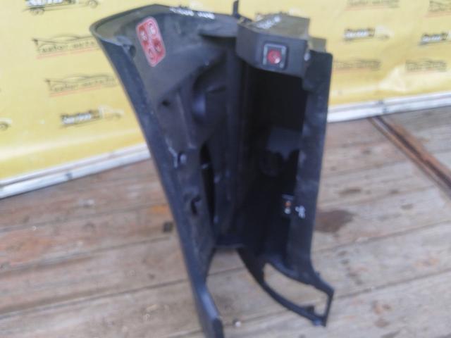 Бардачок JYQ4KS Peugeot 207 undefined