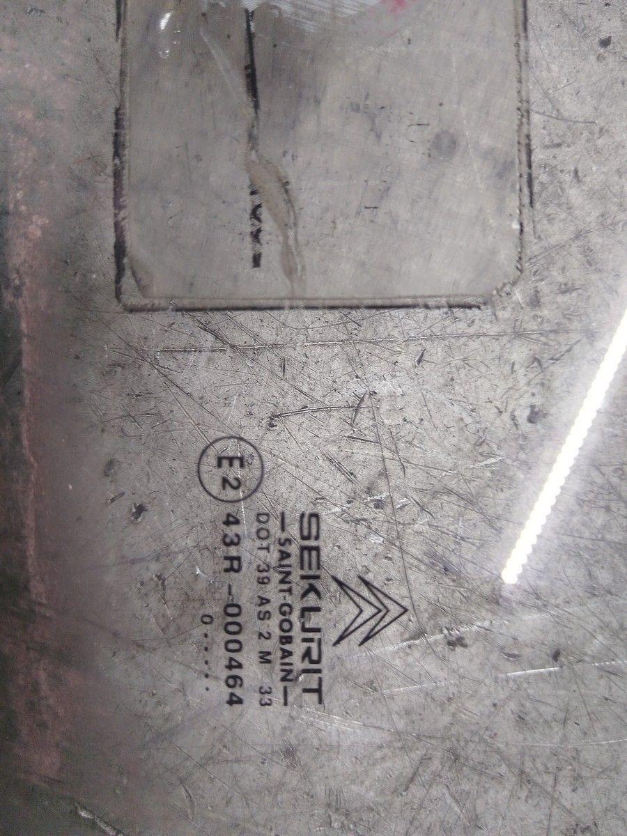 Стекло двери передней левой 5MIQ2X Citroen Xsara - Фото 4