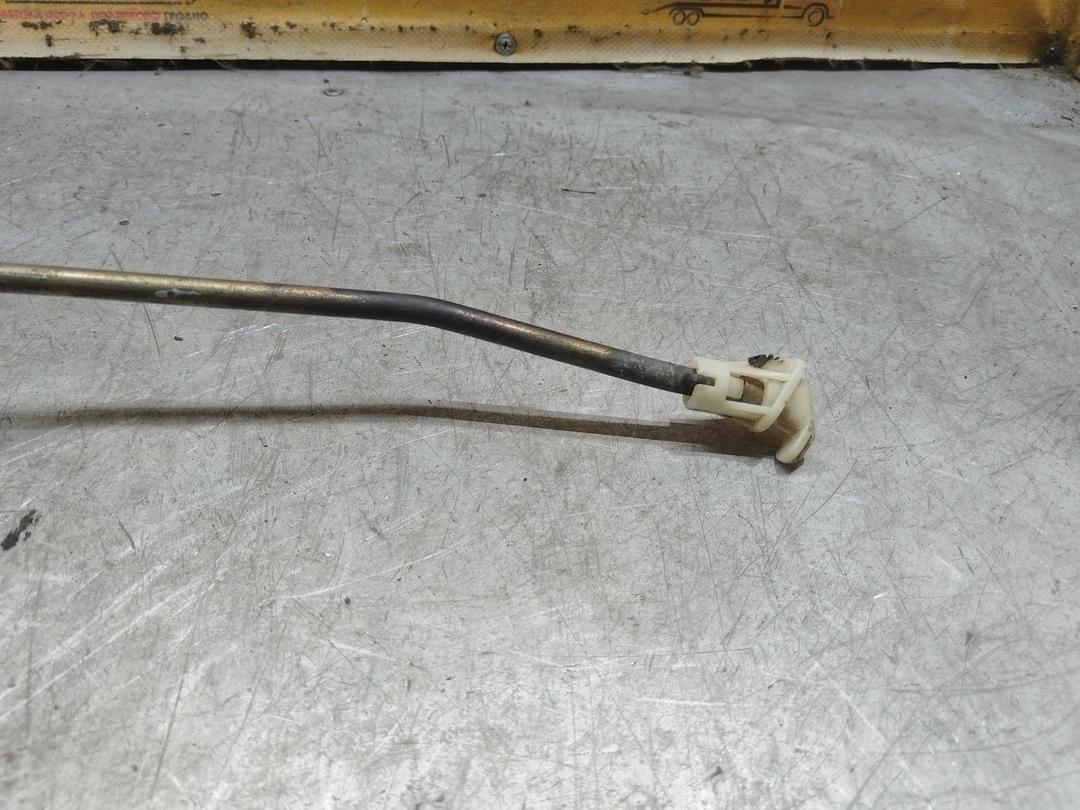 Держатель капота 2TD420 Mitsubishi Grandis купить с доставкой