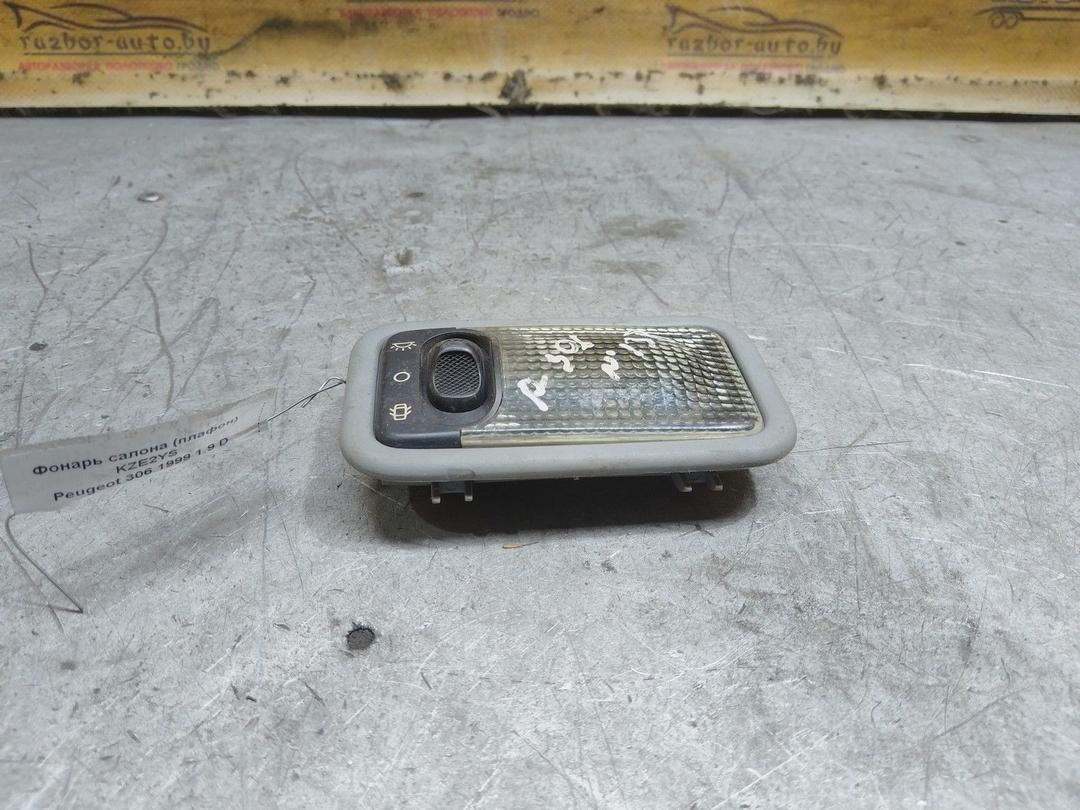 Фонарь салона (плафон) KZE2YS Peugeot 306 - Фото 2