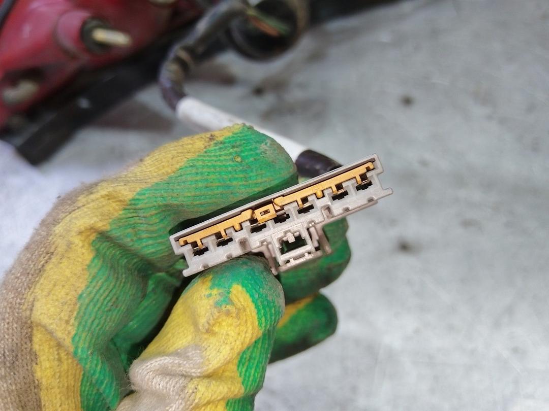 Фонарь задний левый 15TC18 Ford Mondeo купить в магазине запчастей бу