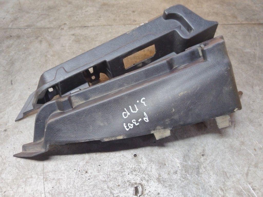 Направляющая шторки багажника (салазки) 2D4C4G Peugeot 307 купить