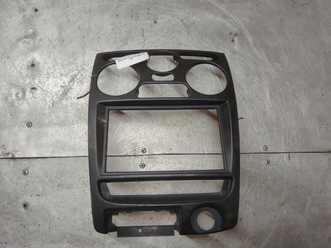 Рамка под магнитолу RO0NNR Mitsubishi Carisma - Фото 1