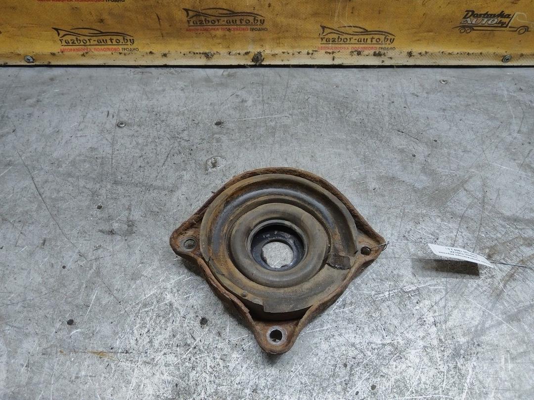 Опора амортизатора верхняя (чашка) 7UN1ZK Audi 100 купить