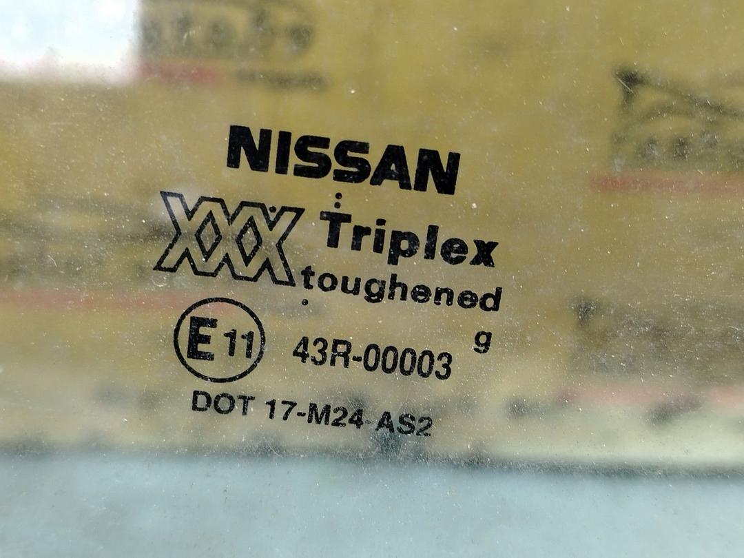 Стекло двери передней правой XP8LM8 Nissan Primera - Фото 2