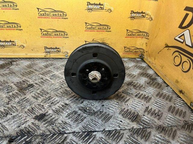 Шкив коленвала ZWUOU2 Ford Galaxy купить