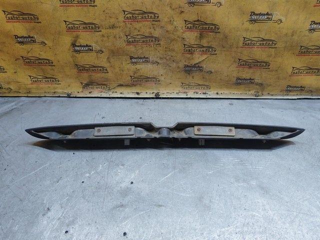 Накладка подсветки номера 0FI5FY Opel Zafira - Фото 3