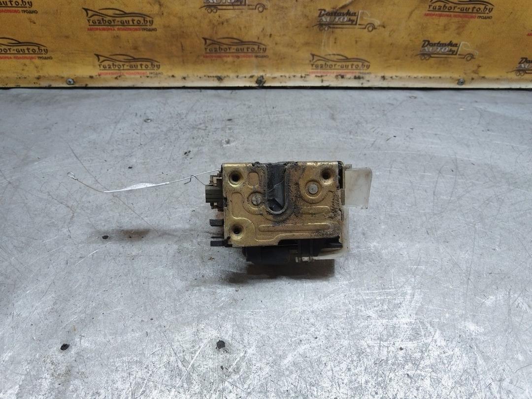 Замок двери передней правой ZMZFWL Renault Scenic