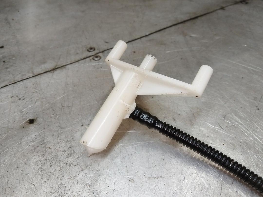 Колба в бак ESKQRG Kia Sorento undefined