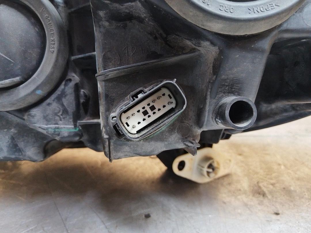 Фара правая 3O7WJT Ford Fusion купить с доставкой