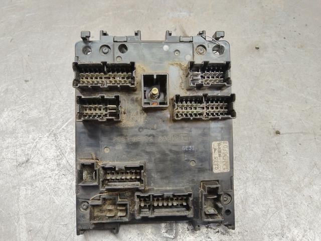 Блок предохранителей 3AKCGT Nissan Almera купить