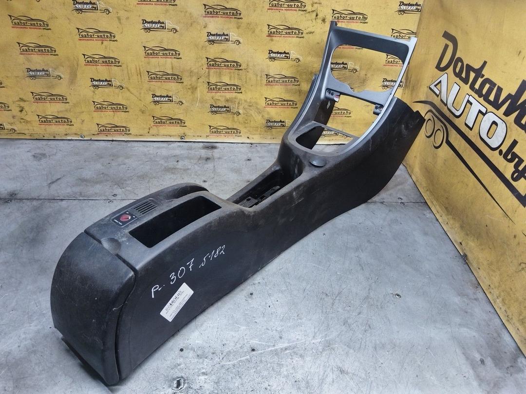 Консоль салона (кулисная часть) 2O8XWV Peugeot 307