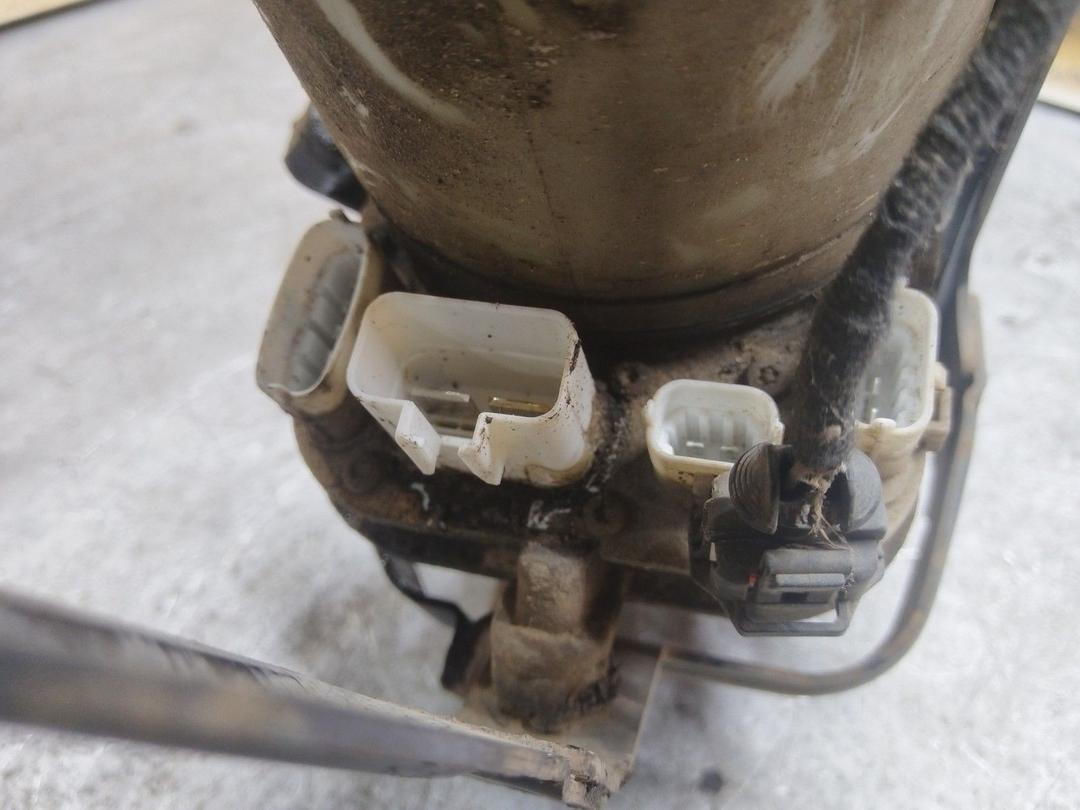 Электроусилитель руля 33J98Z Opel Vectra купить на авторазборке