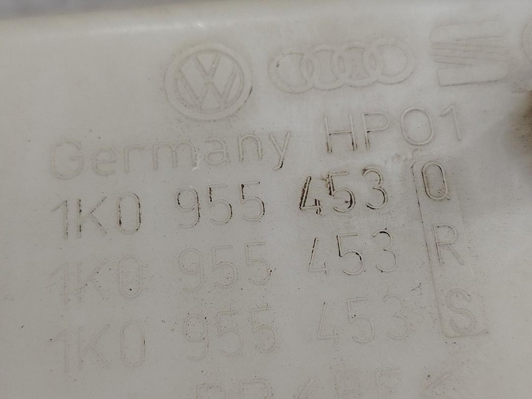 Бачок омывателя AF5J87 Volkswagen Golf - Фото 6