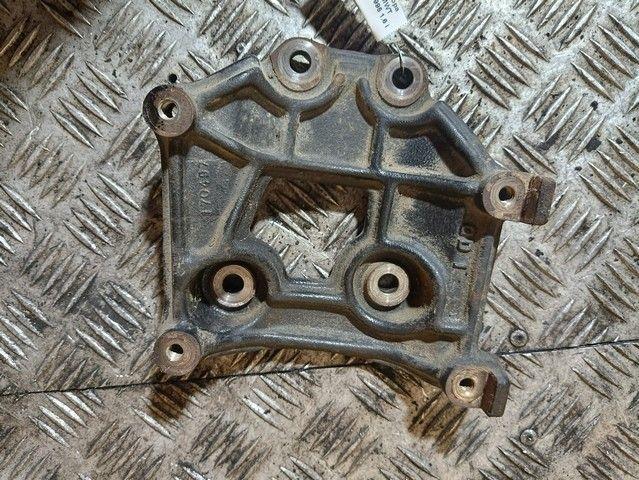 Кронштейн компрессора кондиционера 903MWT Mitsubishi Carisma - Фото 4
