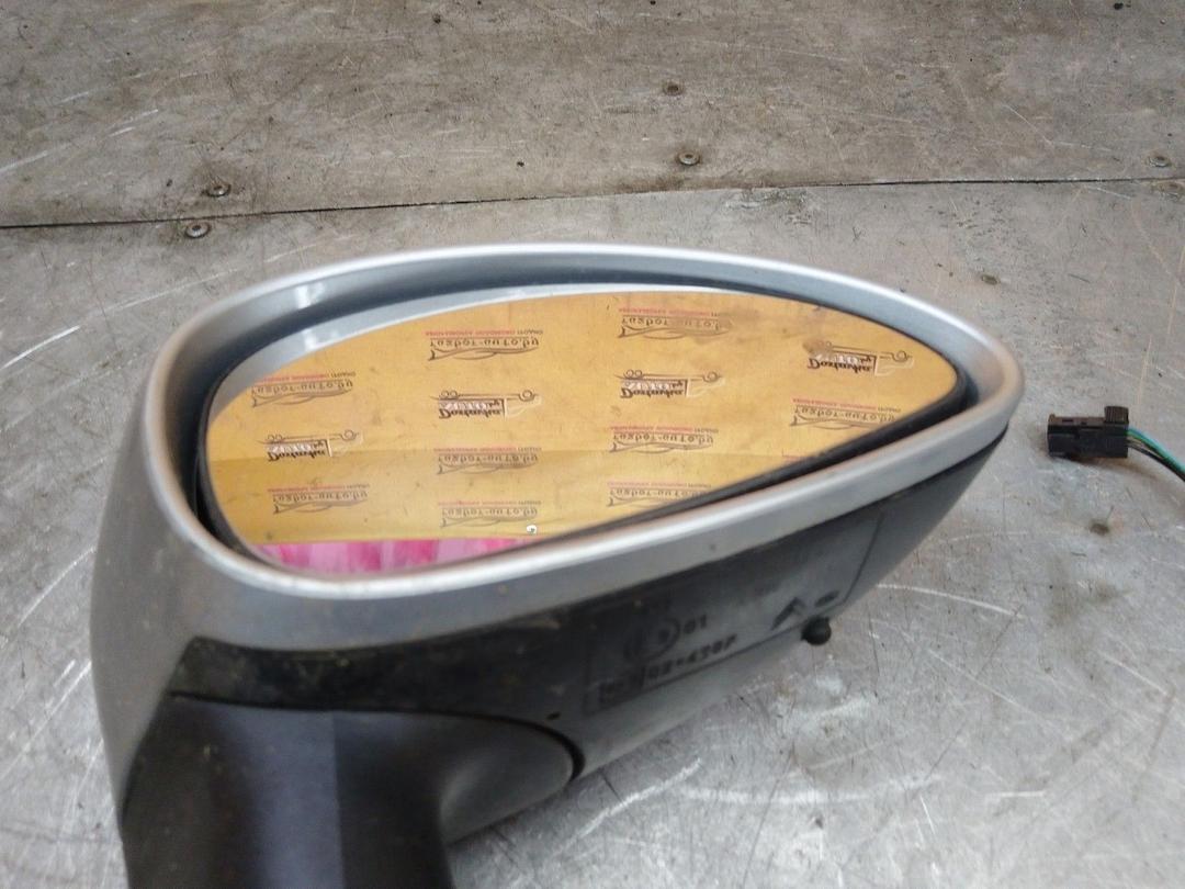 Зеркало наружное правое SWA54C Citroen C4 undefined