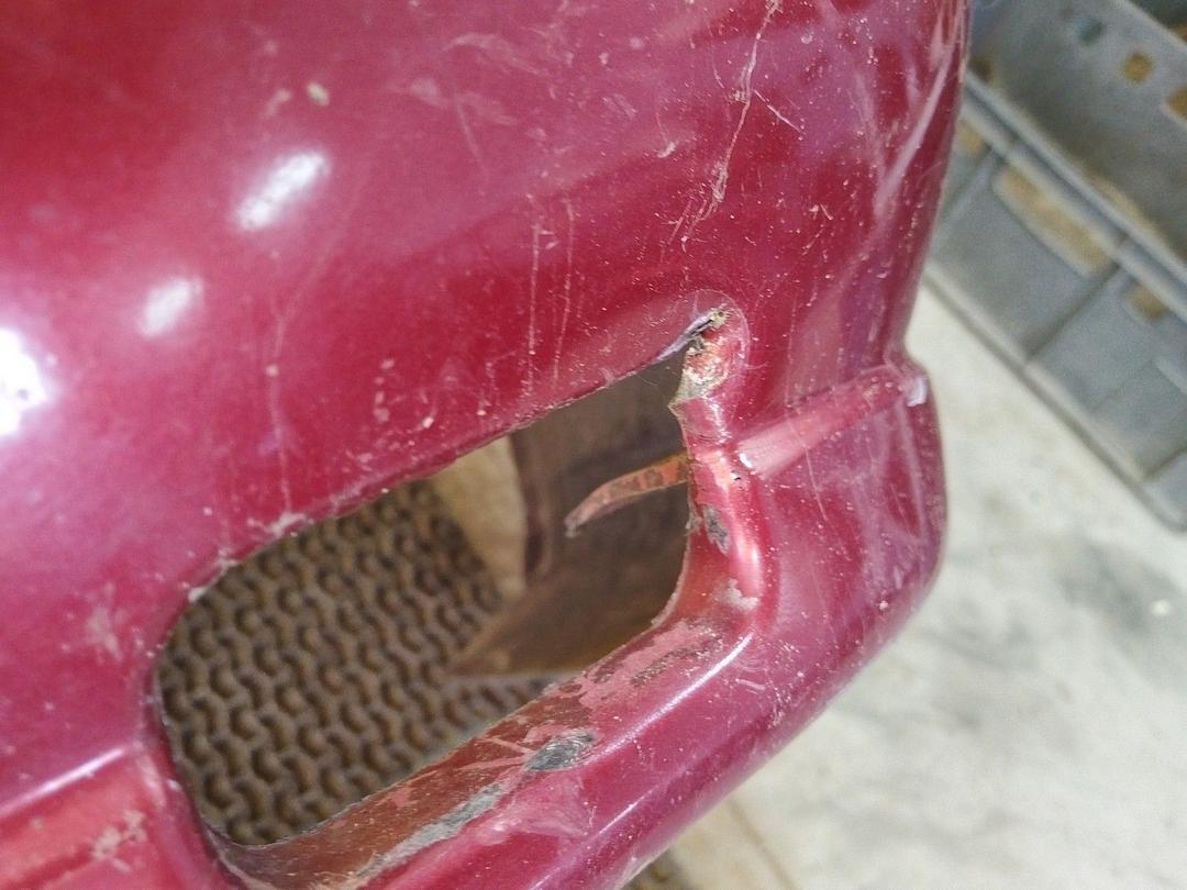 Бампер задний UHHSIQ Nissan Almera undefined