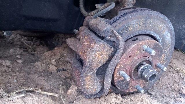 Суппорт передний левый HKW4NX Mitsubishi Carisma купить с доставкой