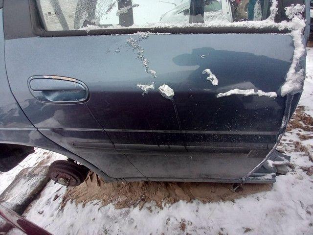 Петля двери задней правой 5LT6K3 Hyundai Matrix купить