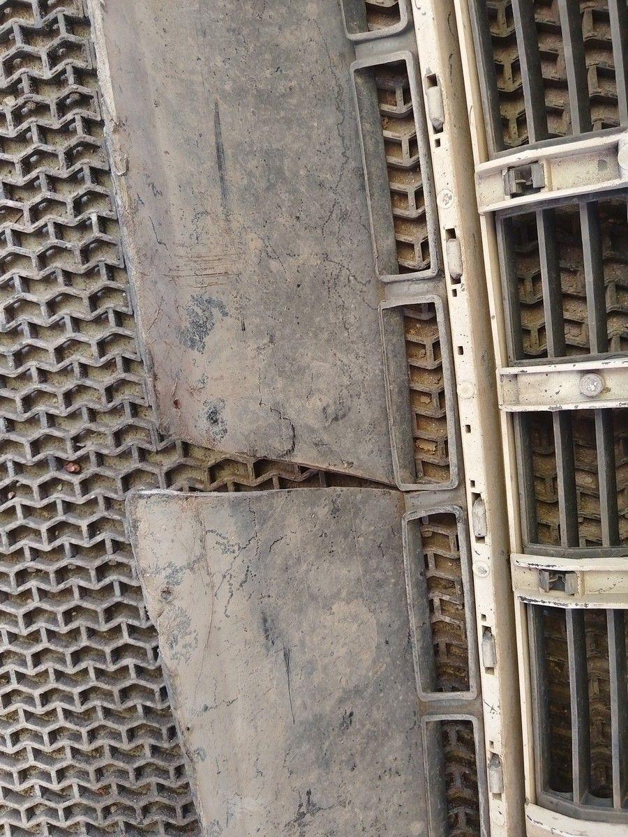 Бампер передний 4DHSMW Audi A4 undefined