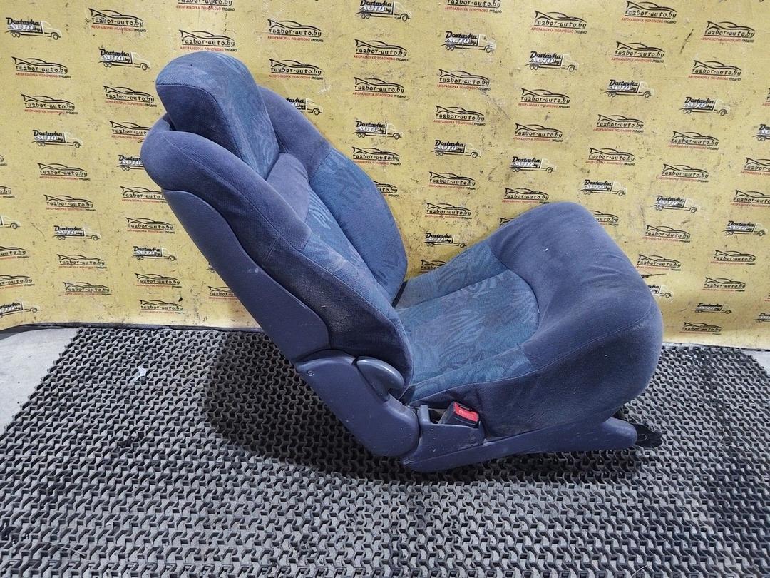 Сиденье заднее 82USAI Renault Espace купить на авторазборке