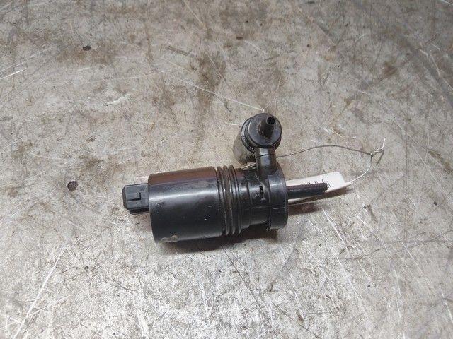 Насос (моторчик) омывателя стекла 1RVHQR Nissan Note - Фото 4