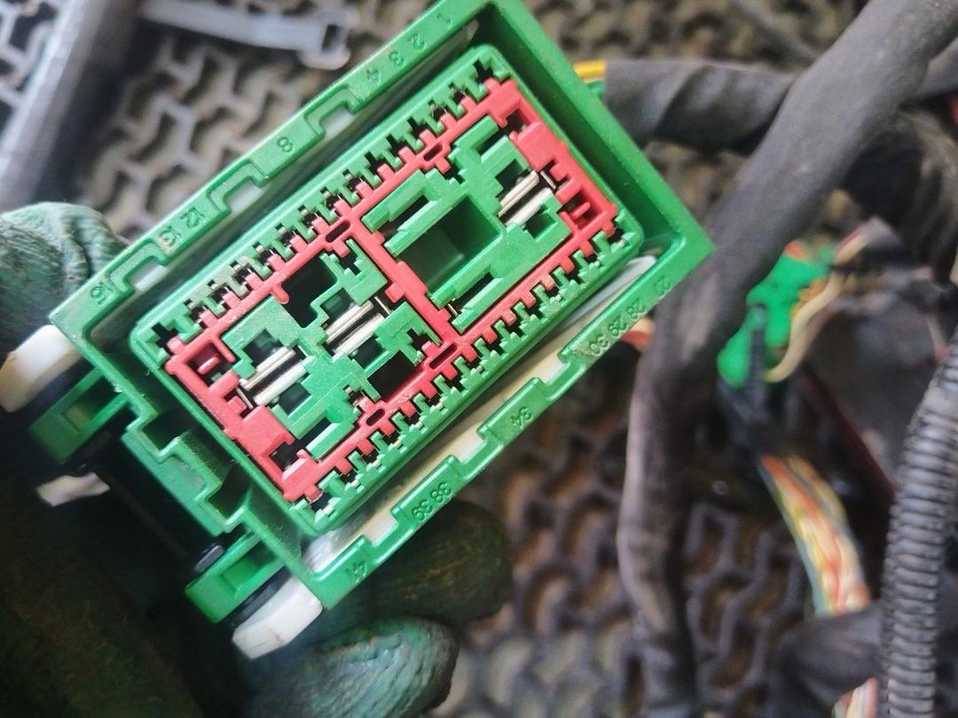 Проводка KNFAMN Volvo S40 купить в магазине запчастей бу