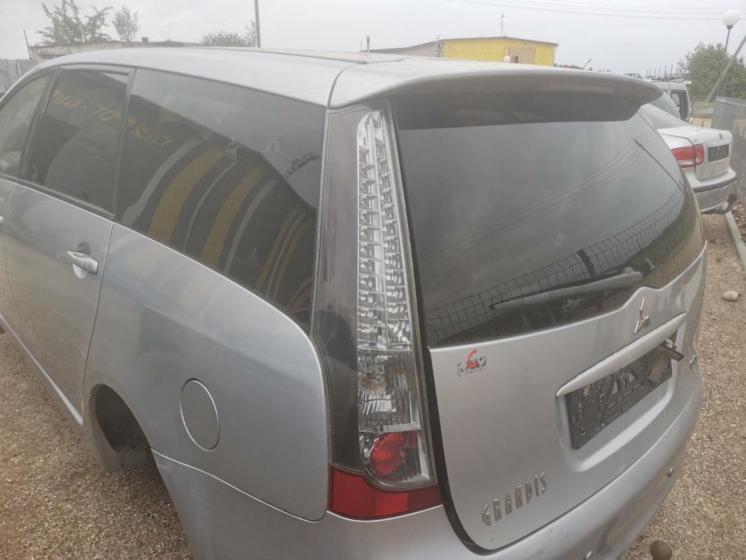 Молдинг крыши H2Y18U Mitsubishi Grandis