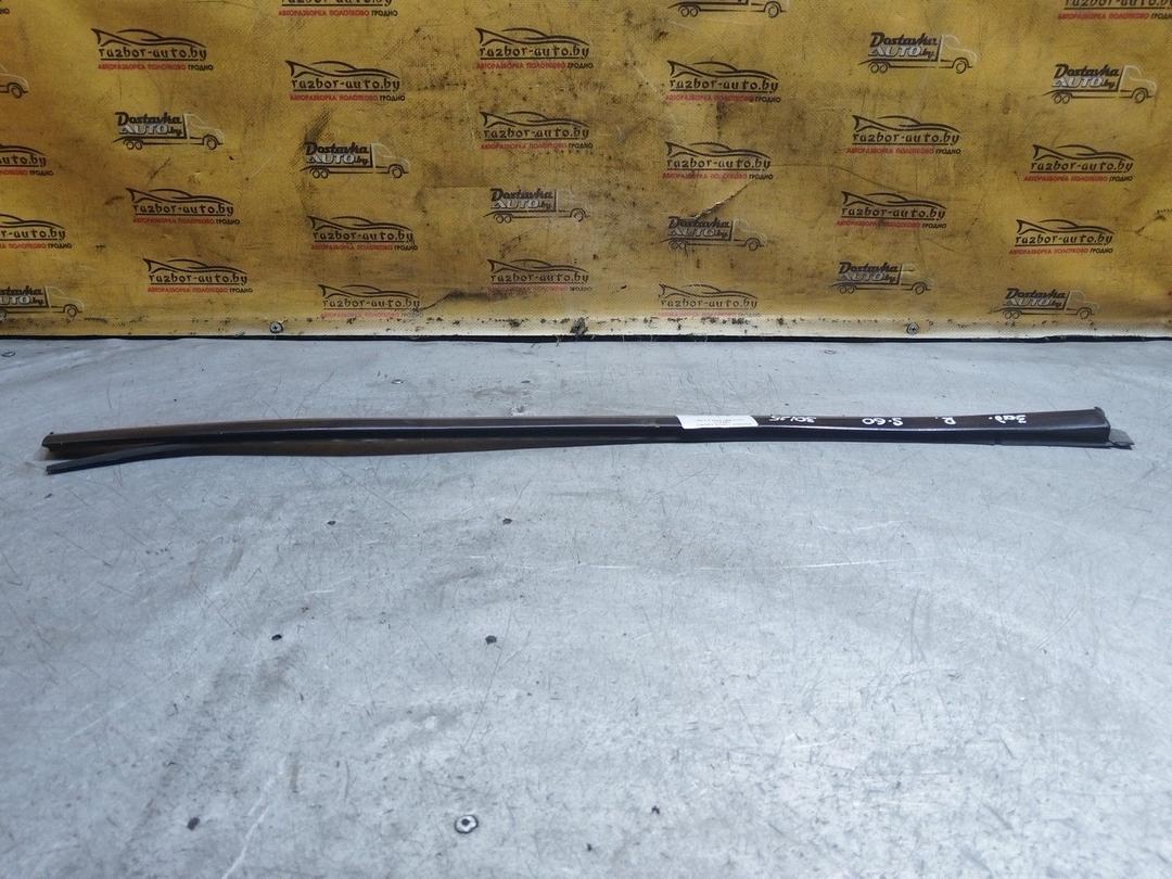 Молдинг стекла заднего Y93YV7 Volvo S60 купить